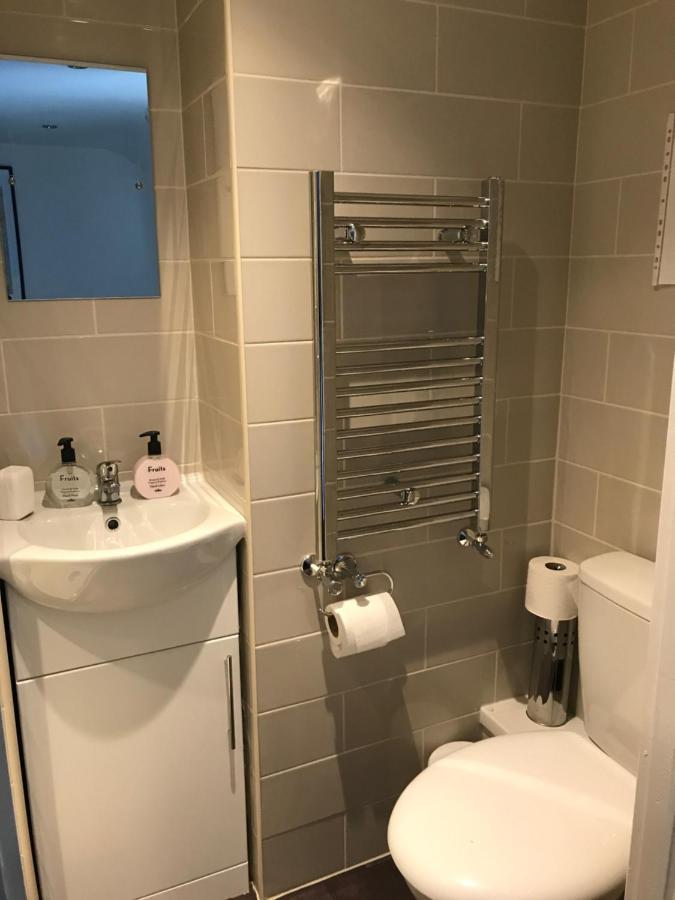Cwtch Farm Bed & Breakfast Ystalyfera Экстерьер фото