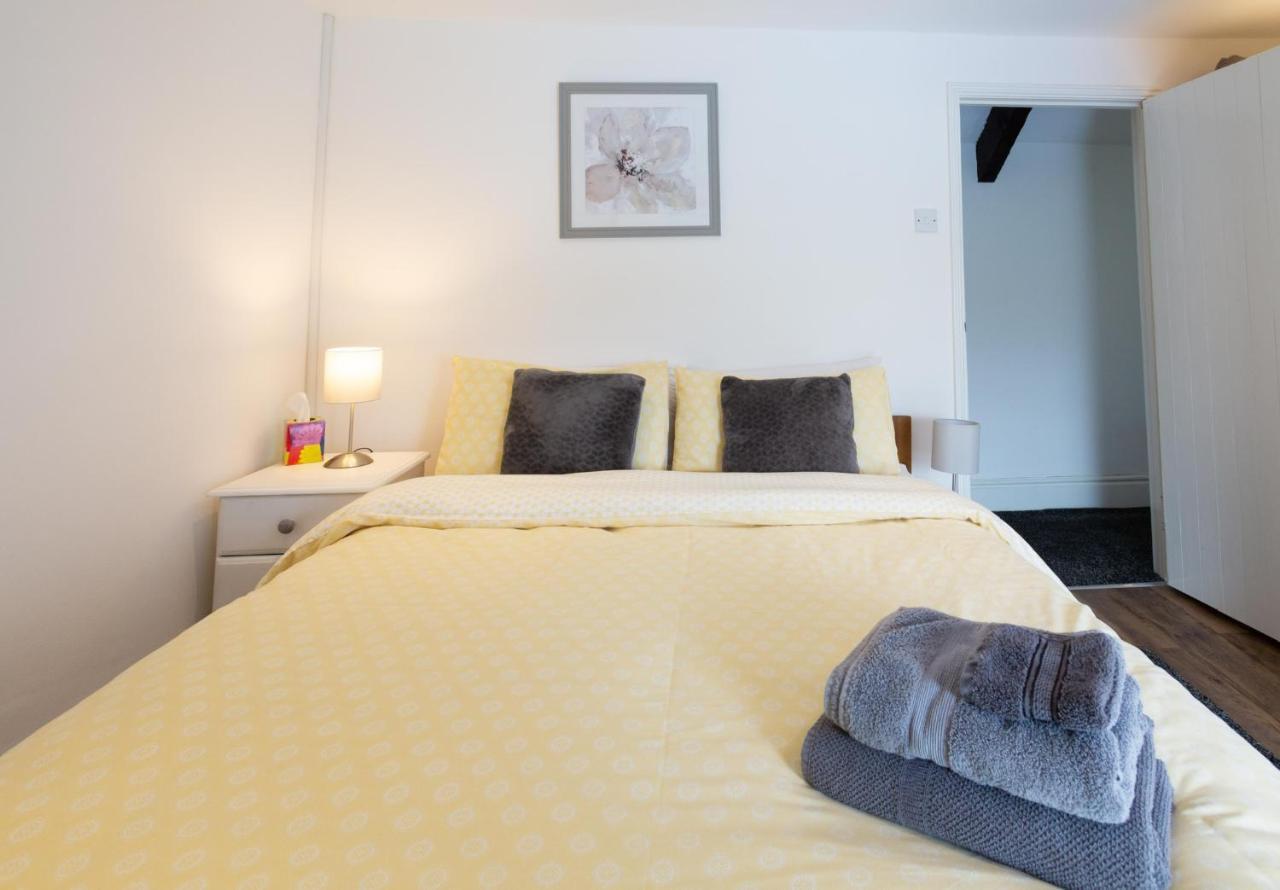Cwtch Farm Bed & Breakfast Ystalyfera Экстерьер фото