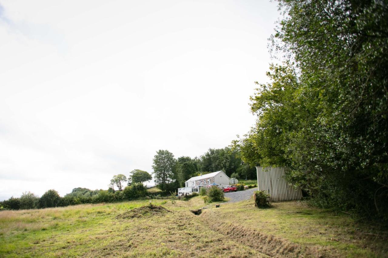 Cwtch Farm Bed & Breakfast Ystalyfera Экстерьер фото